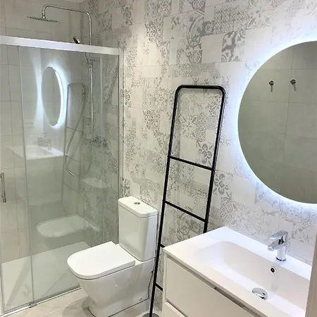 Malú Playa Con Opción De Parking, Apartamento Gijón