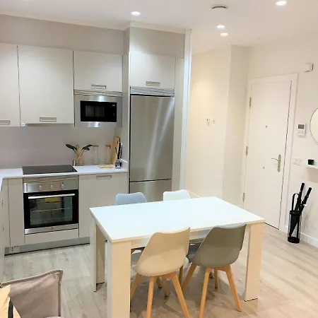 Malu Playa Con Opcion De Parking, Gijón